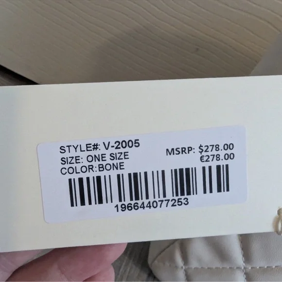 NWT Valentino Orlandi Cream Quilted
Vegan Leather Shoulder Bag - Picture 8 of 14